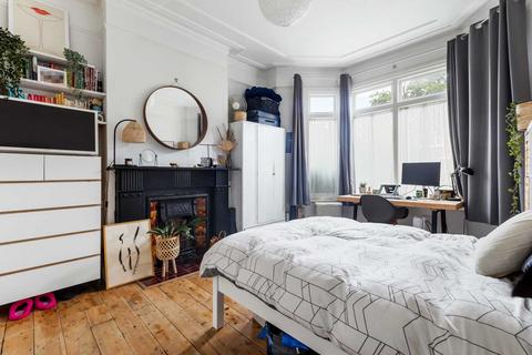 57 Ruskin Walk, London, SE24 9NA