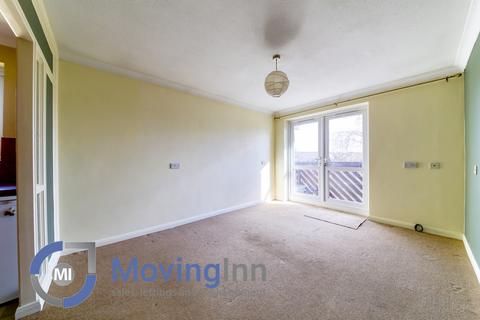 15 Cedar Close, London, SE21 8HX