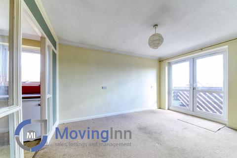 15 Cedar Close, London, SE21 8HX