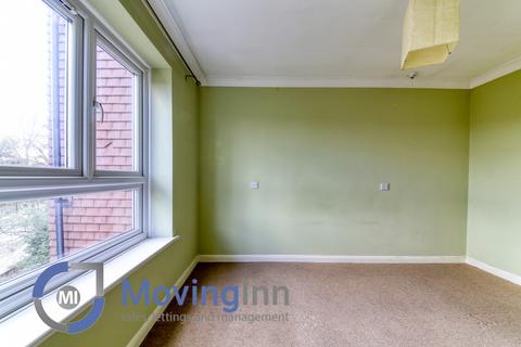 15 Cedar Close, London, SE21 8HX