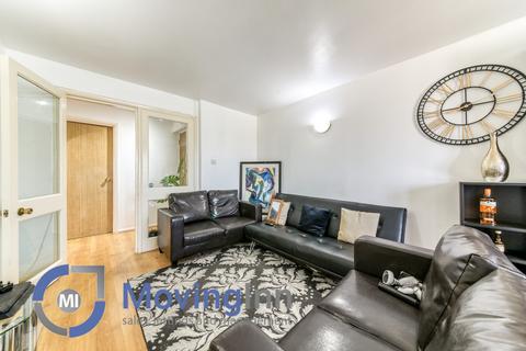2 bedroom flat for sale, Hardcastle Close, Croydon, Surrey, CR0