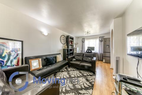 8 Hardcastle Close, Croydon, CR0 6XQ
