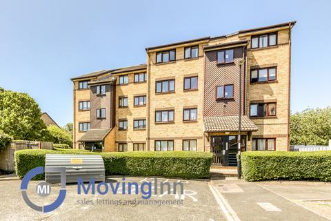 8 Hardcastle Close, Croydon, CR0 6XQ