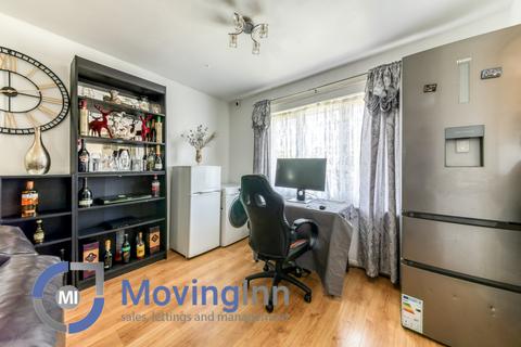 8 Hardcastle Close, Croydon, CR0 6XQ