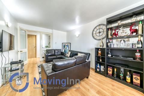 8 Hardcastle Close, Croydon, CR0 6XQ