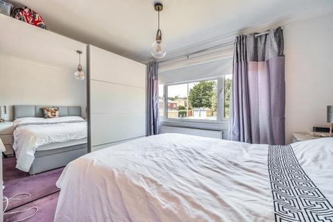 18 Ludlow Close, Basingstoke, RG23 8QW