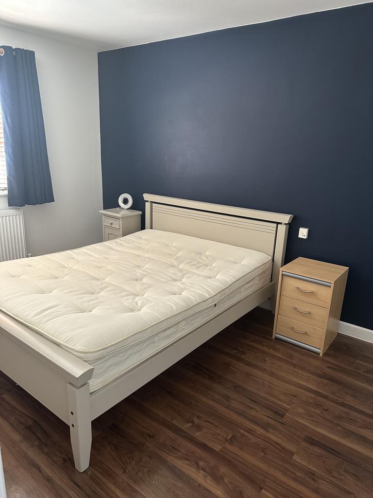 Cleckheaton Road, Oakenshaw BD12 3 bed house to rent £1,000 pcm (£231 pw)