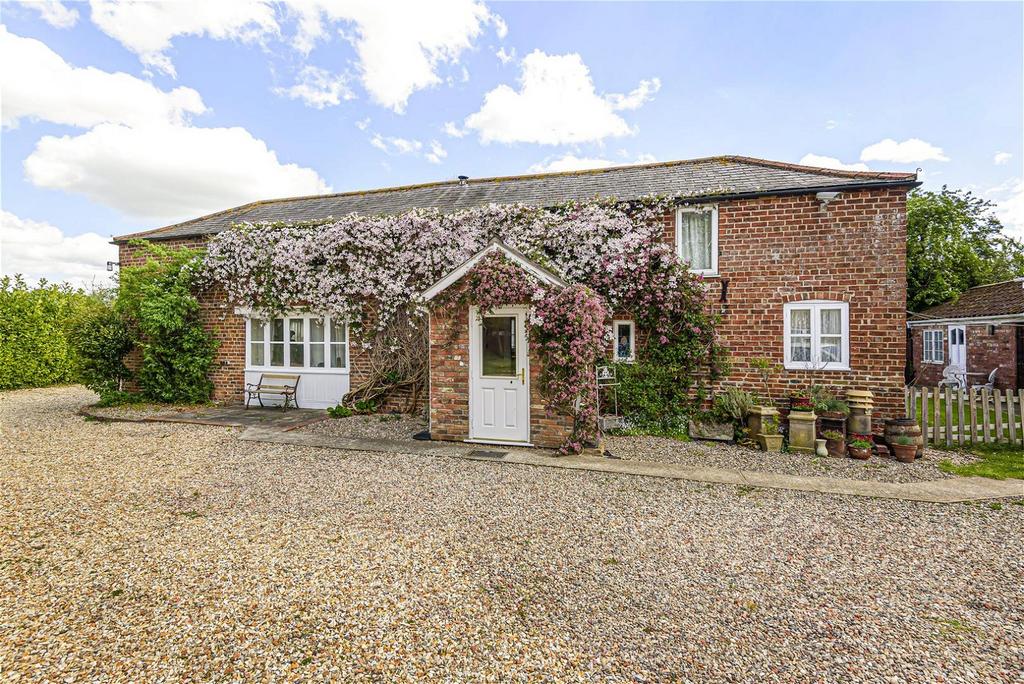 Bratoft, Skegness 6 bed equestrian property for sale £750,000