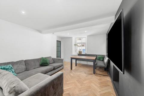 Lower Allanview Moray Street, Blackford, Auchterarder, PH4 1PY