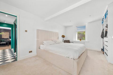 Lower Allanview Moray Street, Blackford, Auchterarder, PH4 1PY