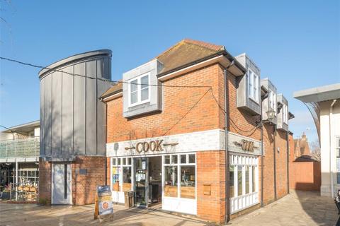 undefined, Latimer Walk, Romsey, Hampshire