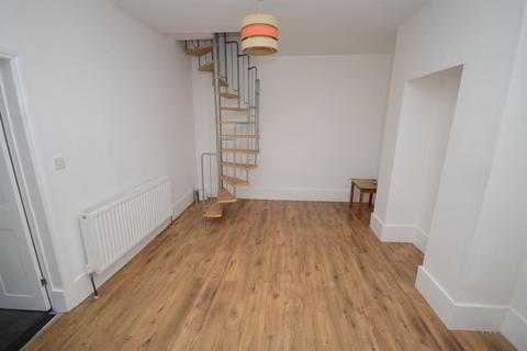 2 bedroom end of terrace house for sale, Roman Road, South Shields