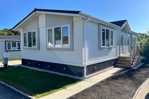 2 bedroom park home for sale, The Compasses Park, , Alfold GU6