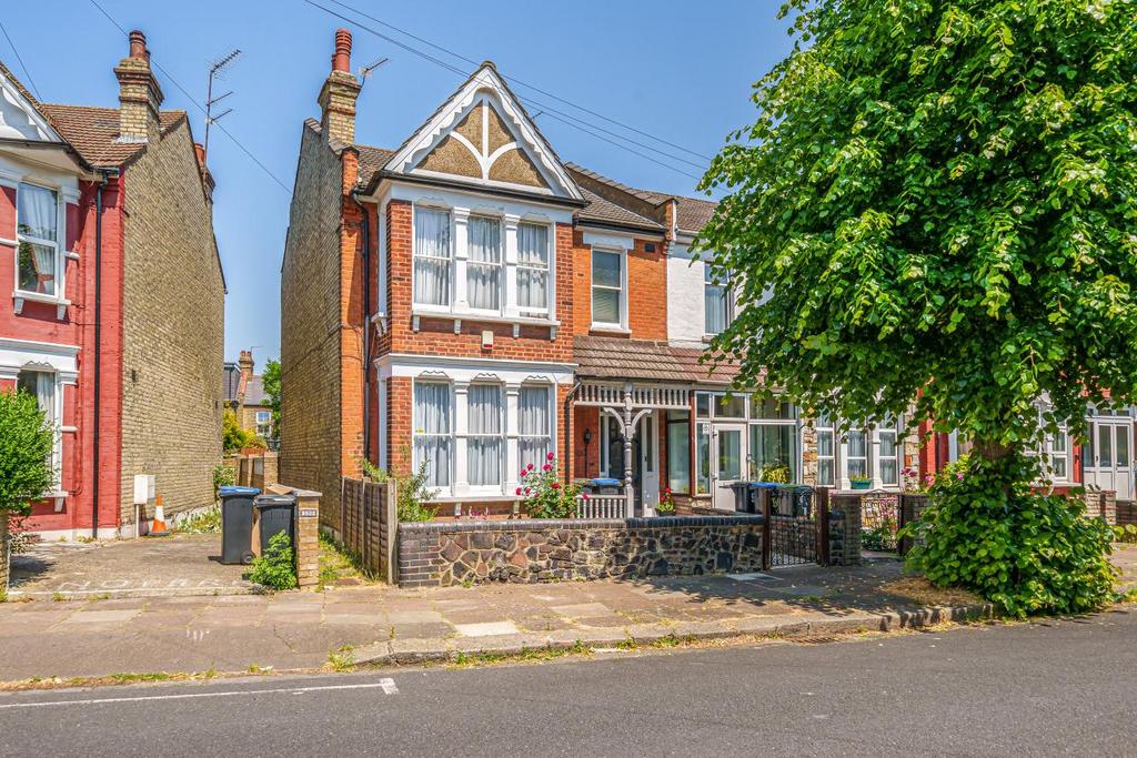 Maidstone Road, Bounds Green 3 bed semidetached house for sale £860,000