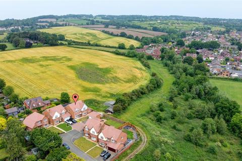 3 Four Oaks Drive, Marlbrook, Bromsgrove, B61 0SF