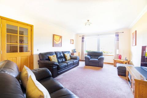 10 Culbin Crescent, Nairn, IV12 5RT