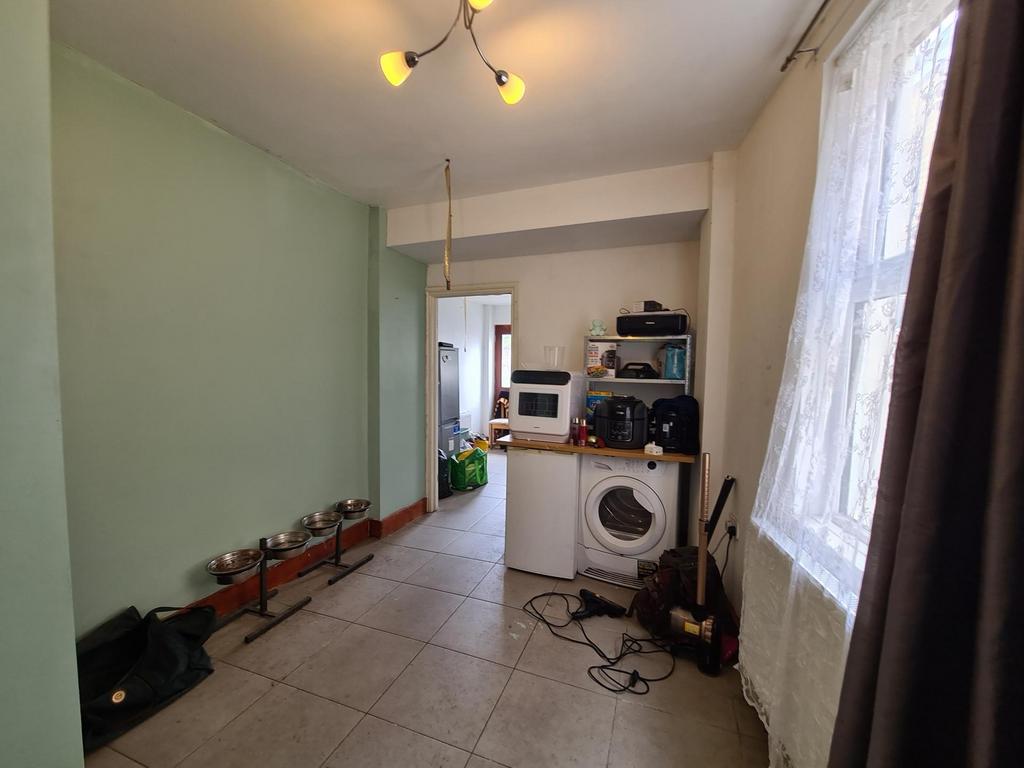 Ordnance Street, Chatham, ME4 2 bed end of terrace house for sale £