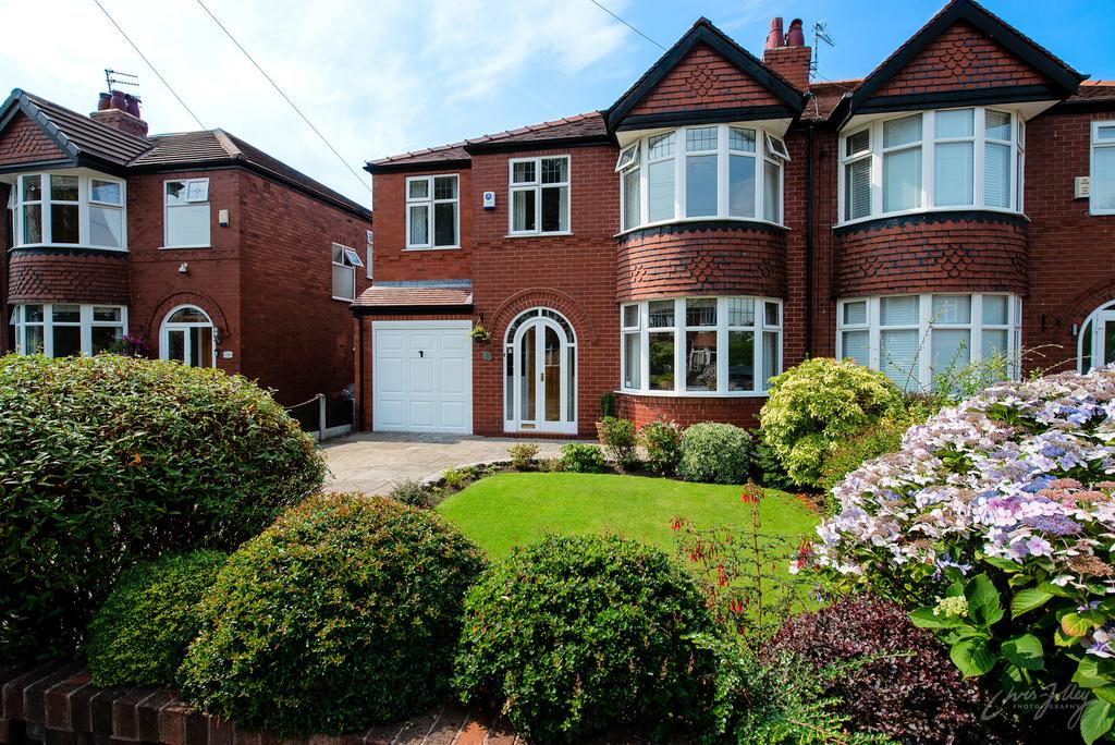 Brooklands Road, Hazel Grove, Stockport SK7 6LF 5 bed semidetached