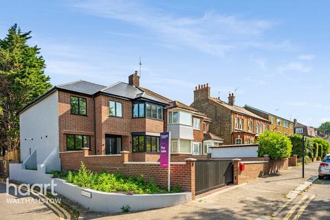8 Hempstead Road, London, E17 3RL