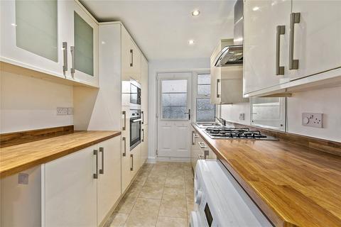 2 bedroom apartment to rent, Deanhill Court, Upper Richmond Road West, East Sheen, SW14