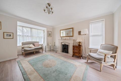 4 bedroom house for sale, Westbury Gardens, Farnham, GU9