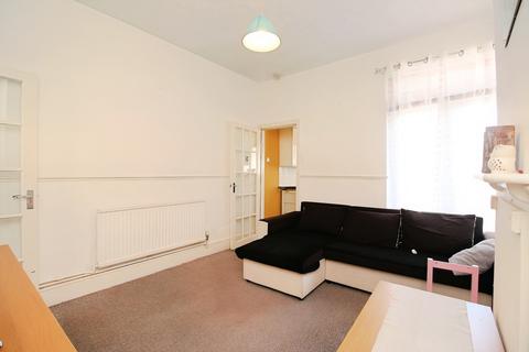 3 bedroom terraced house for sale, Tudor Road, Leicester, LE3