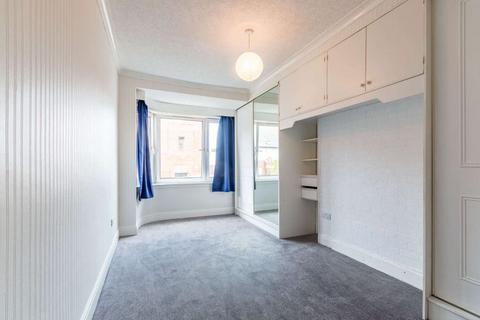 3 bedroom villa to rent, 2966L Logie Green Road, Edinburgh, EH7 4EY
