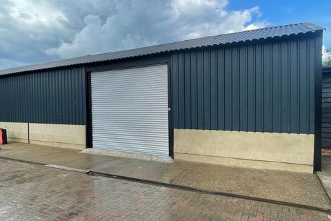 Storage to rent, Basildon