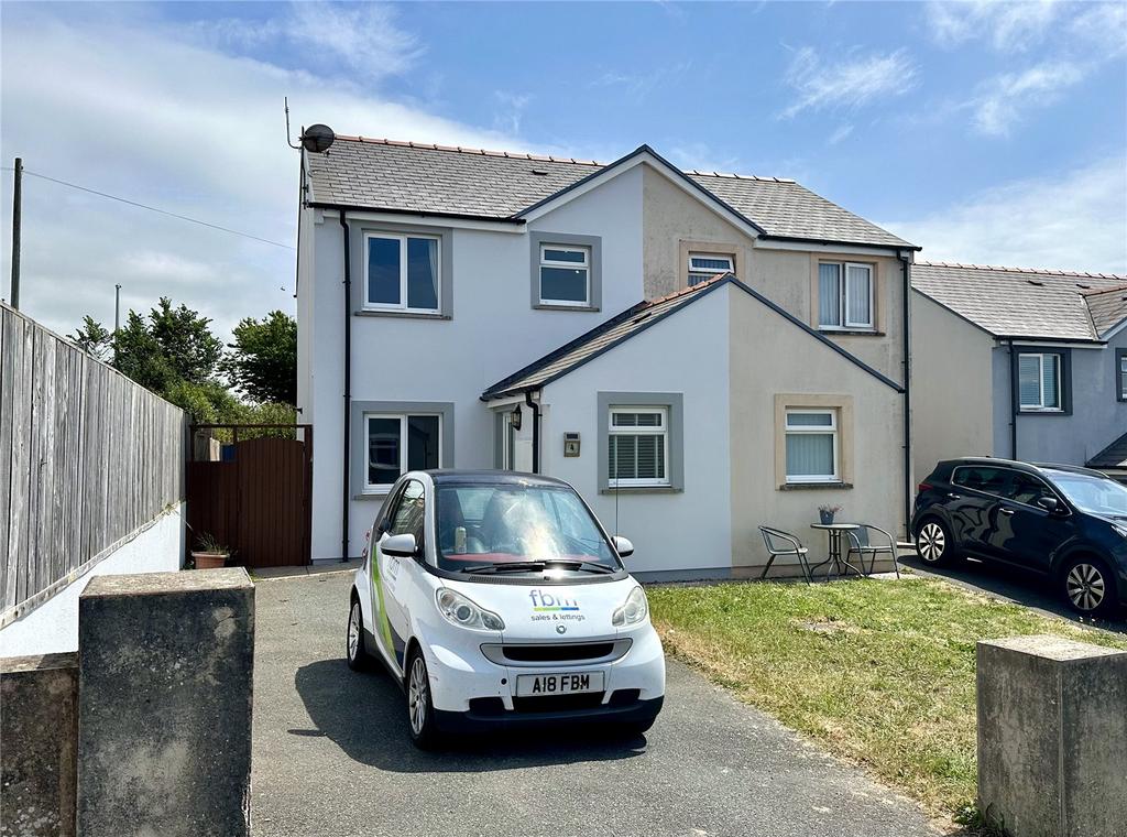 Ridgeview Close, Pennar, Pembroke... 3 bed semidetached house £775