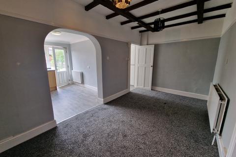 4 bedroom terraced house to rent, Rensburg Street, Hull, North Humberside, HU9