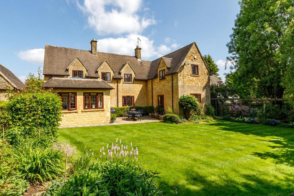 Grevel Lane, Chipping Campden, Gloucestershire, GL55 3 bed detached