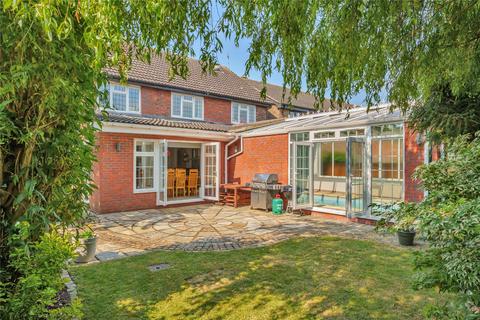 5 bedroom detached house for sale, Flora Thompson Drive, Newport Pagnell, Buckinghamshire, MK16