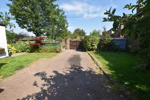 3 bedroom semi-detached house for sale, Flixton Road, Urmston, M41