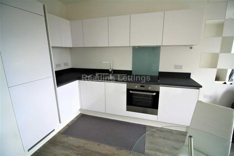 undefined, Kings Road, Reading
