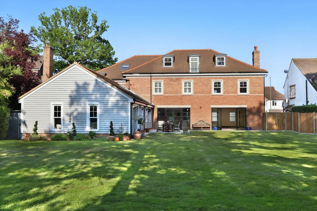 Westcar Lane, Hersham... 6 bed detached house for sale £2,350,000