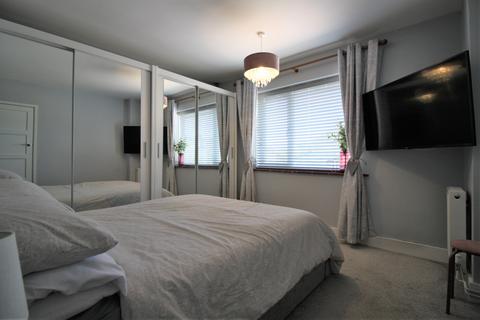 72 Durdells Avenue, Bournemouth, BH11 9EL