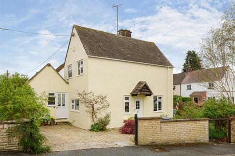 4 bedroom detached house for sale, Bowling Green Avenue, Cirencester, Gloucestershire, GL7
