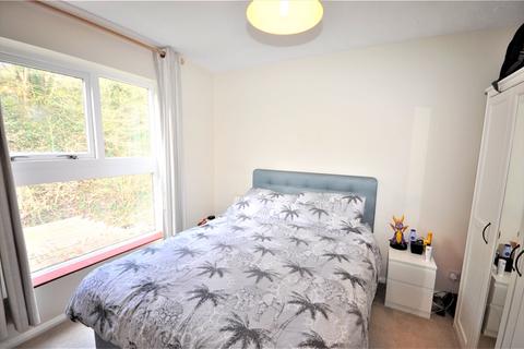 2 bedroom apartment for sale - Charterhouse Road, Godalming, Surrey, GU7