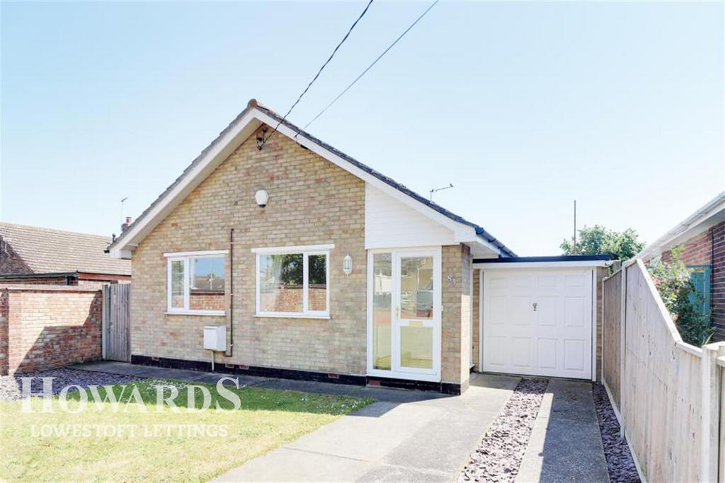 Sands Lane, Lowestoft 2 bed bungalow £900 pcm (£208 pw)