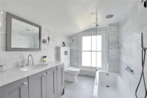 15 Reynolds Place, London, SE3 8SX