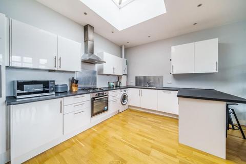 86a High Street, London, W3 6QX