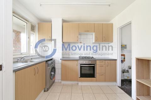 219 Villas Road, London, SE18 7PP