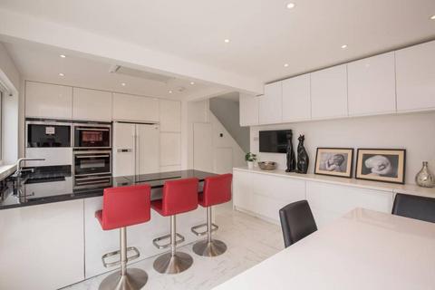 14 Herbert Road, Kingston Upon Thames, KT1 2SP