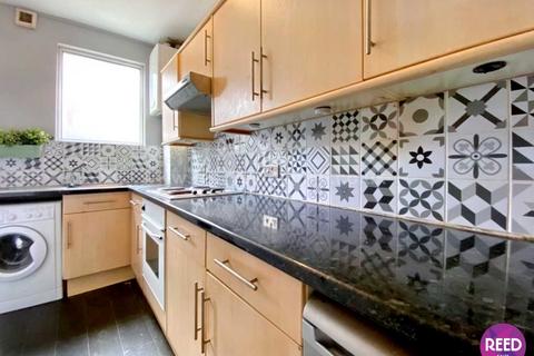 2 bedroom flat for sale, Preston Road, Westcliff On Sea