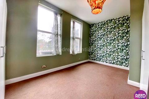 2 bedroom flat for sale, Preston Road, Westcliff On Sea