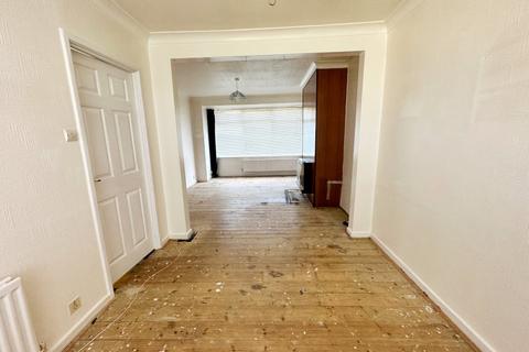 3 bedroom semi-detached house for sale, College View, Consett, DH8
