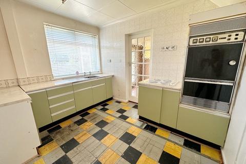 3 bedroom semi-detached house for sale, College View, Consett, DH8