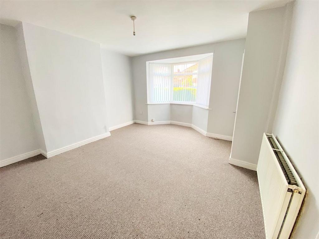 Stonefield Road, Dovecot, Liverpool 3 bed townhouse for sale £120,000