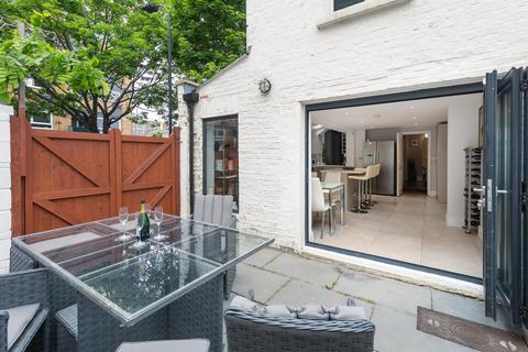 4 bedroom terraced house for sale, Fabian Road, London, SW6