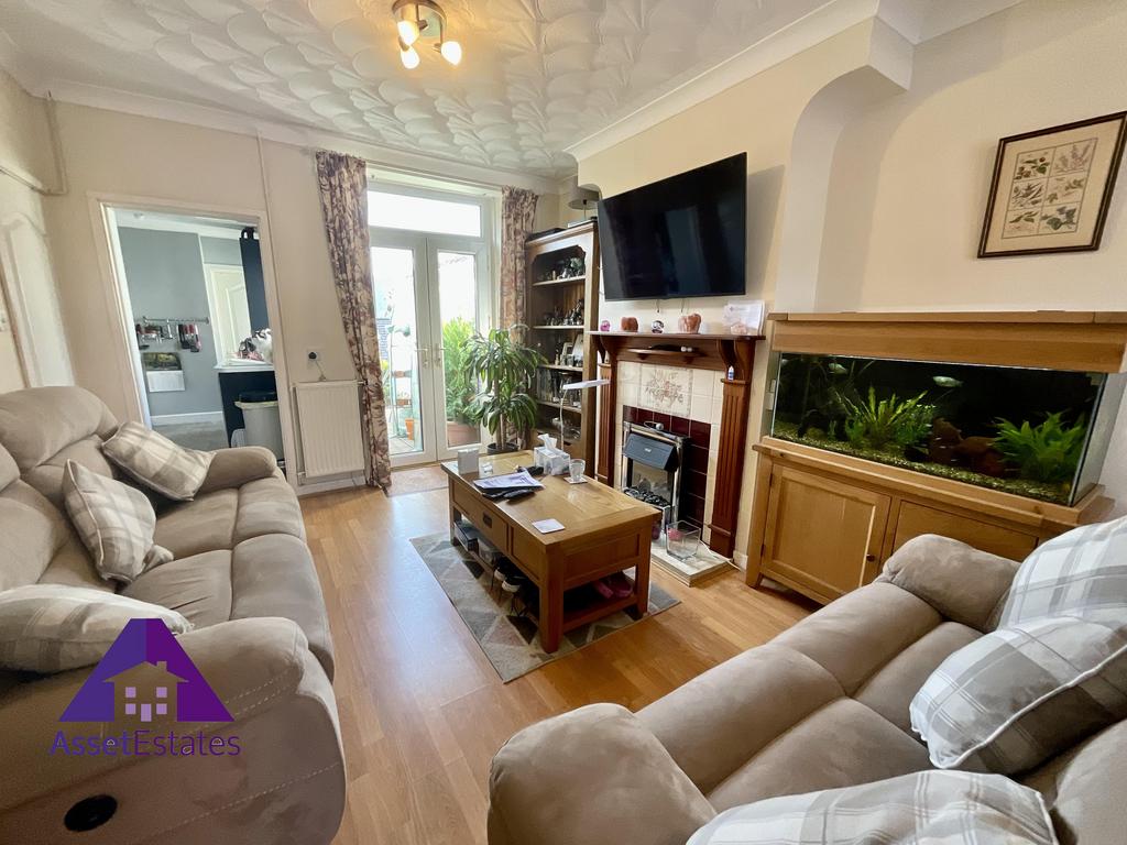 Crown Street, Abertillery, NP13 1PJ 2 bed terraced house for sale £
